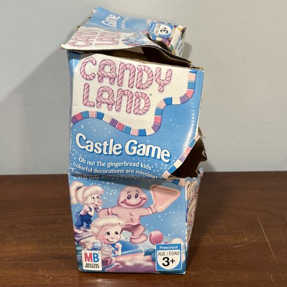 Candyland Castle Game w/ Box Rare 2007 Milton Bradley - Picture 8 of 16